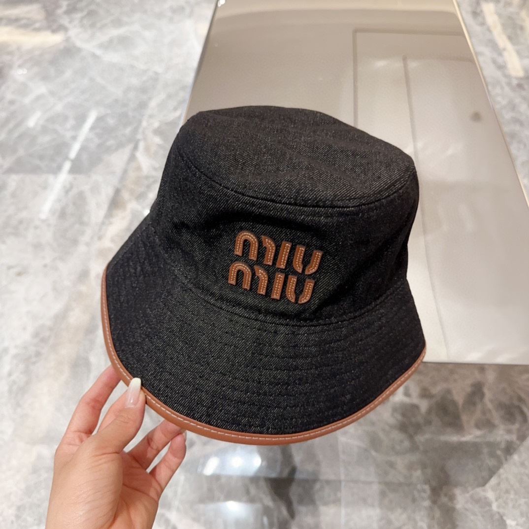 Miu Miu Caps